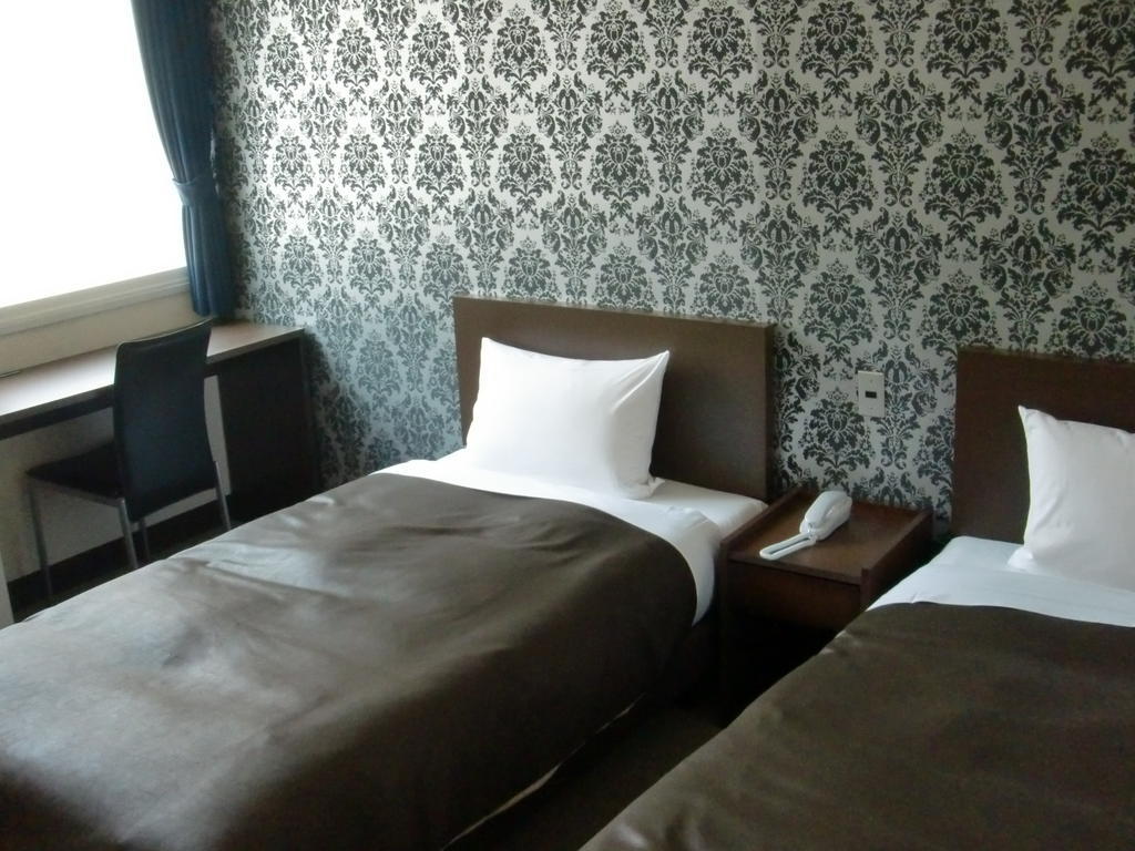 Hotel Frame 2*