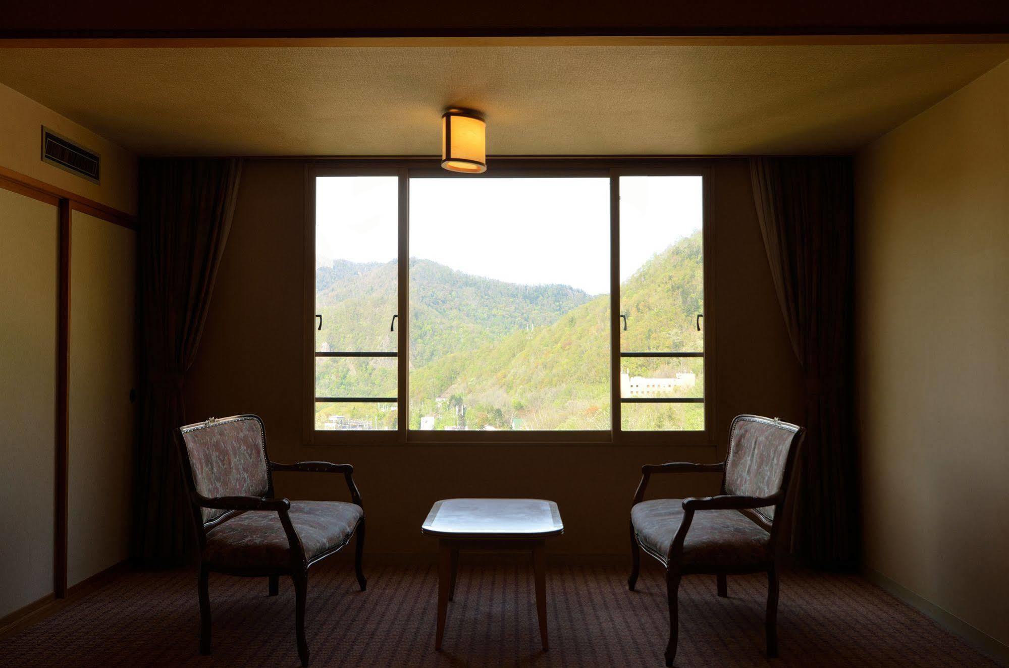 Ryokan Jozankei Manseikaku Milione 4*