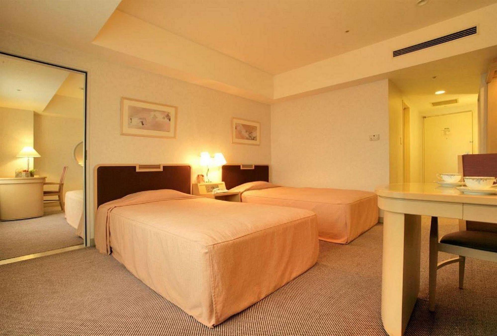Hotel Fairfield By Marriott 3*