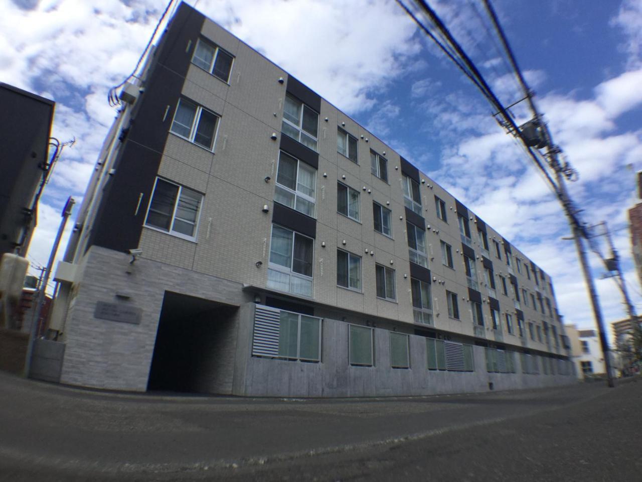 Square Garden Apartment