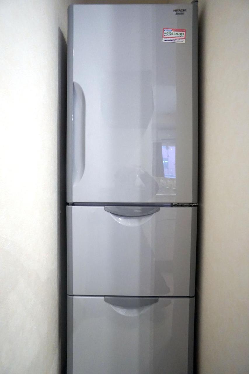 Momo Premium 704 *