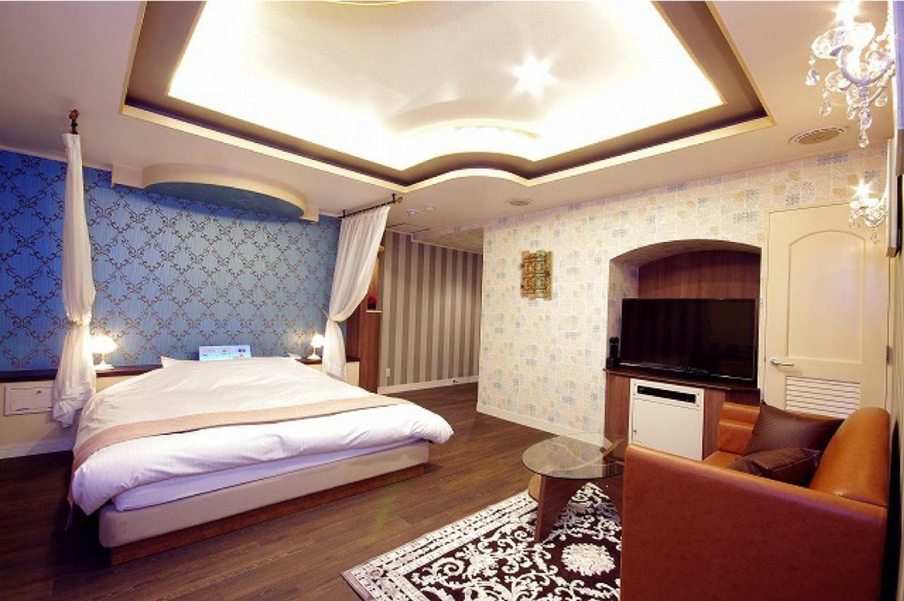 Love hotel Grace (adults Only)