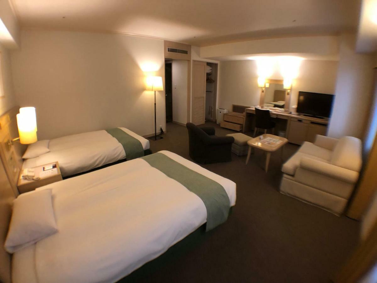 Chateraise Gateaux Kingdom & Hotel