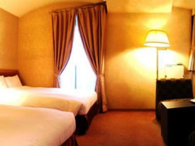 Dynasty Hotel 2*