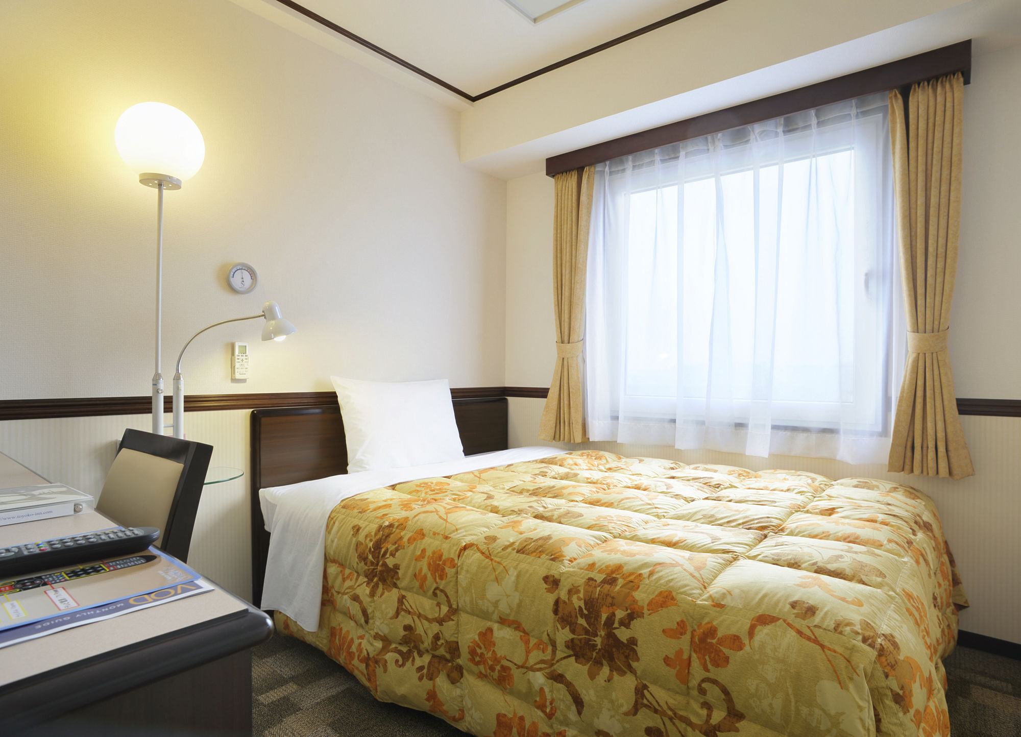Toyoko Hokkaido Sapporo-eki Nishi-guchi Hokudai Mae 3*