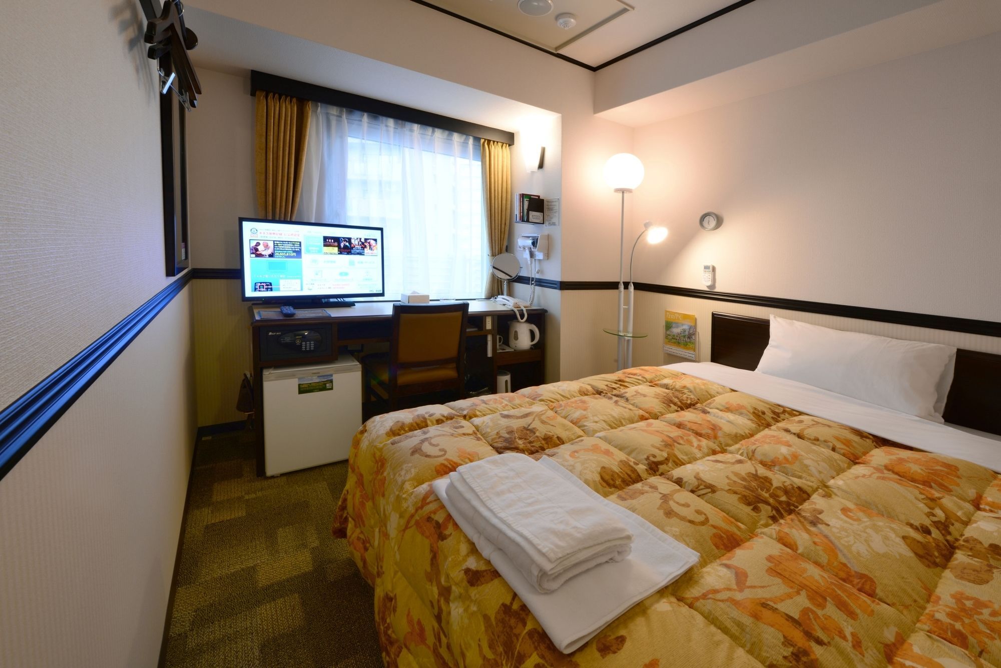 Toyoko Hokkaido Sapporo-eki Nishi-guchi Hokudai Mae Hotel 3*