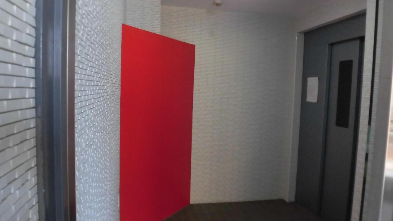 Lineweb Apartment *