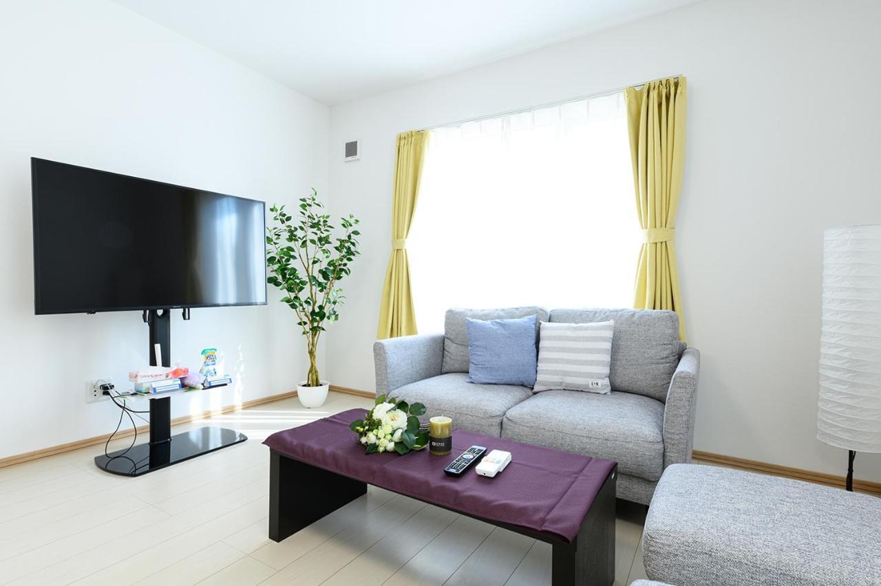 Sakura93 Aparthotel 3*