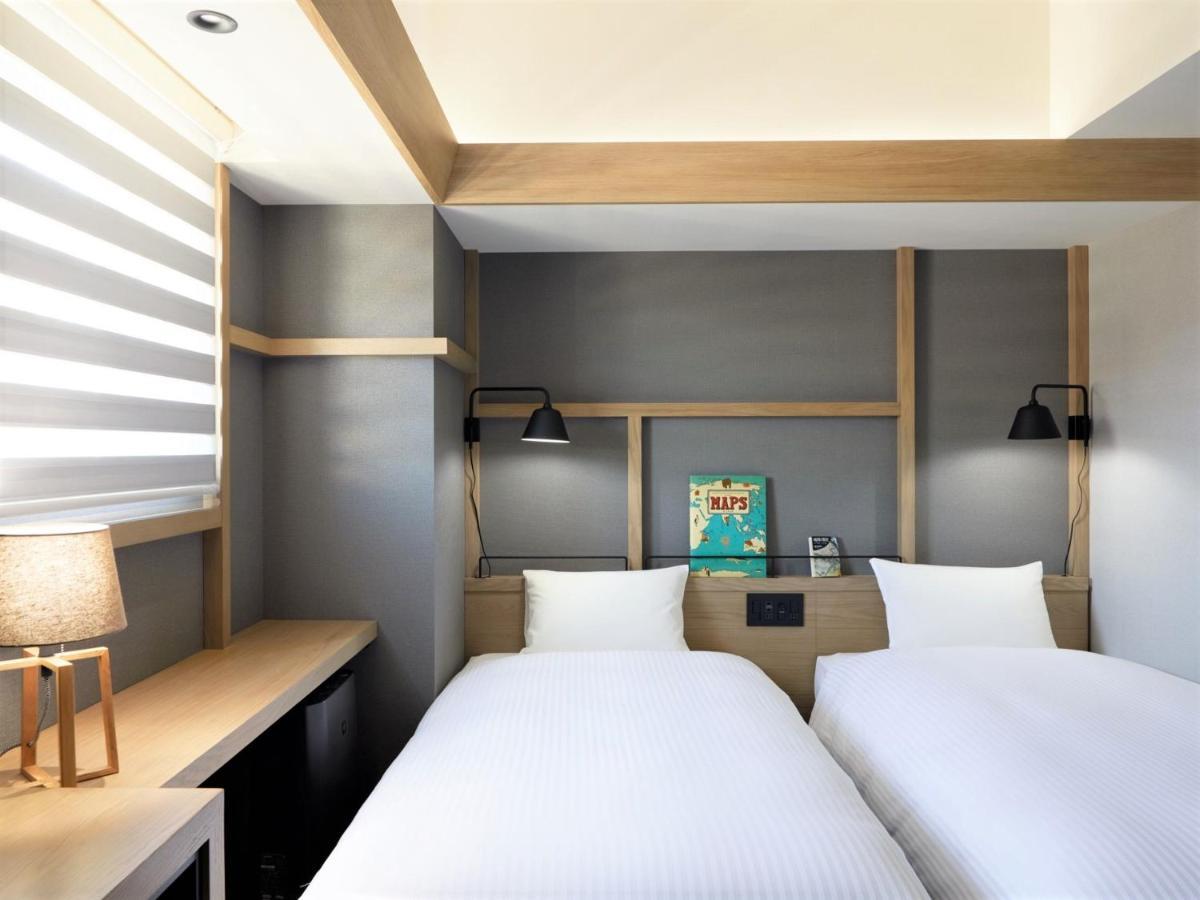 Hotel Lamp Light Books