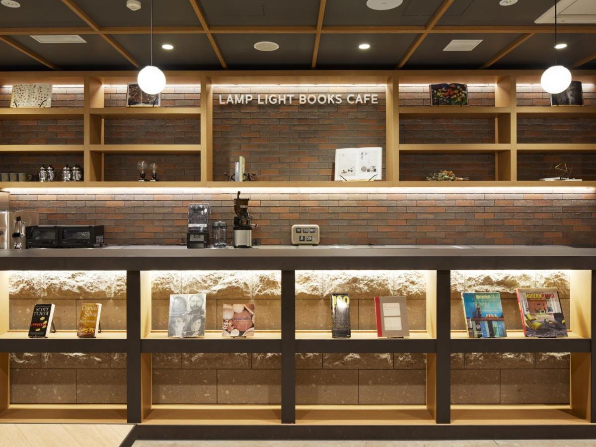 Lamp Light Books Sapporo