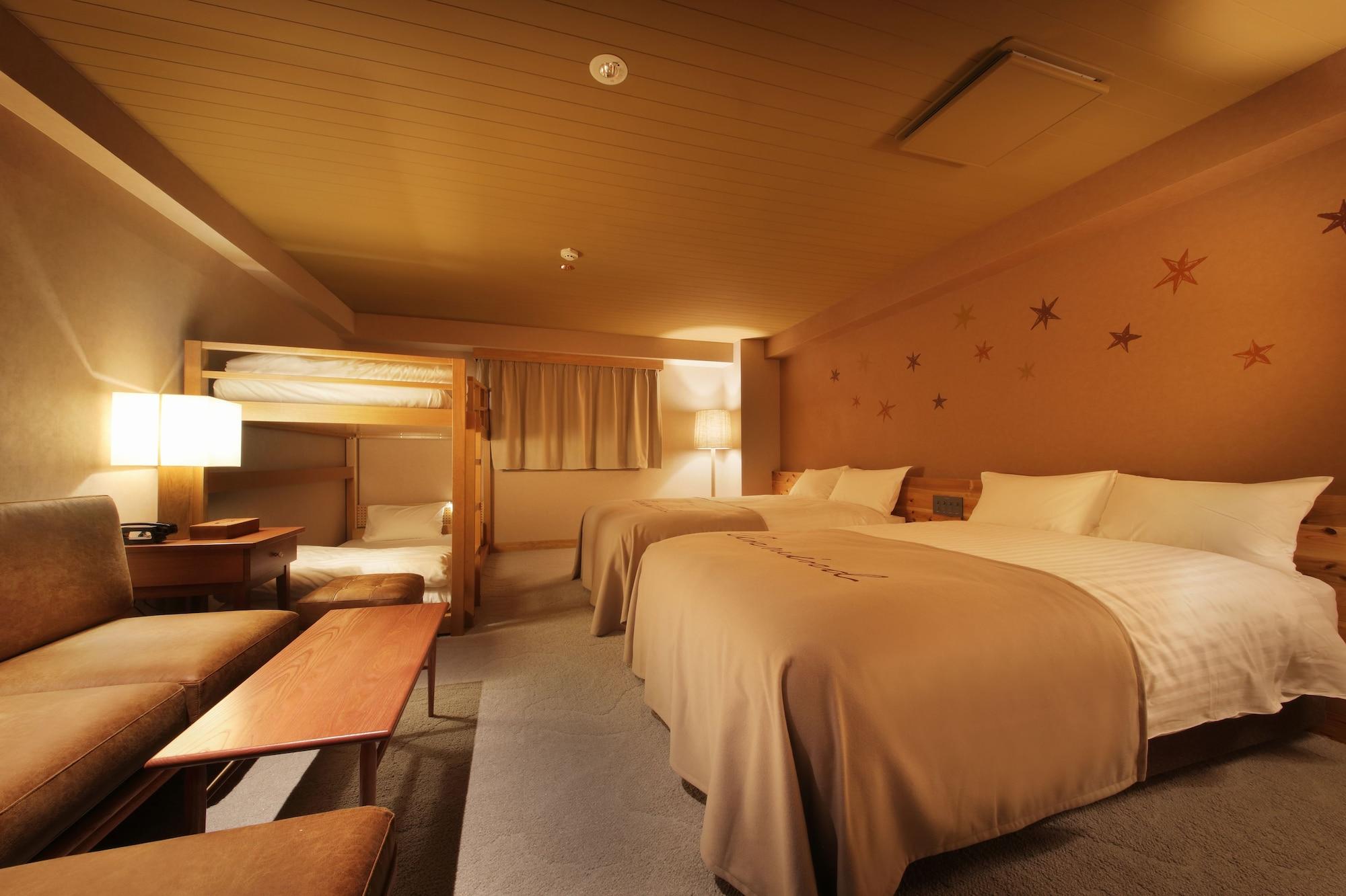 Unwind & Bar Hotel