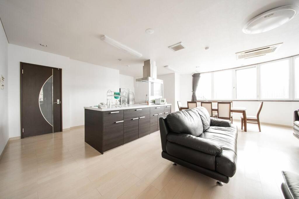 Roadside House Villa Sapporo