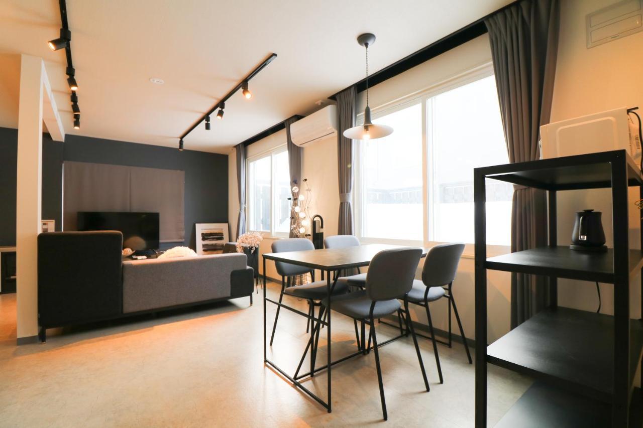 Taketo Sumikawa House Apartment