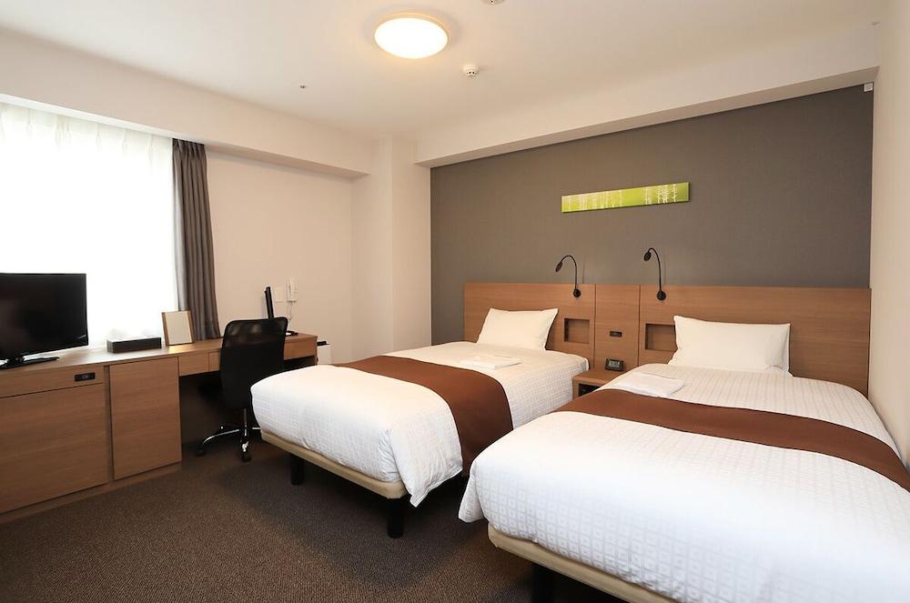 Smile Premium Susukino Hotel 3*