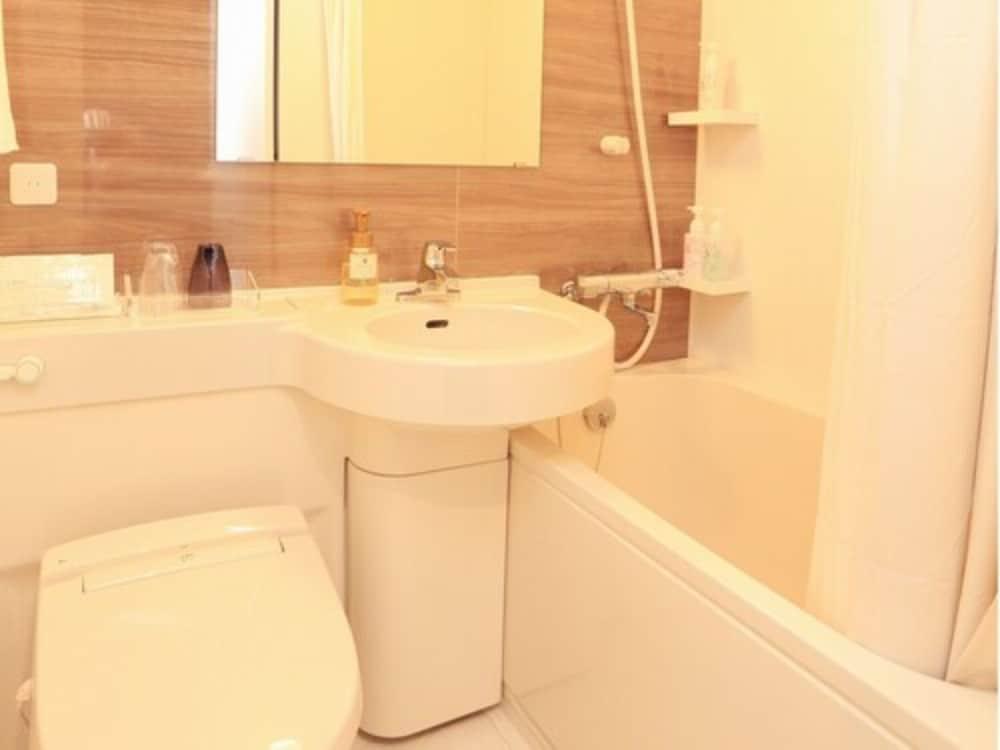Smile Premium Susukino Hotel 3*