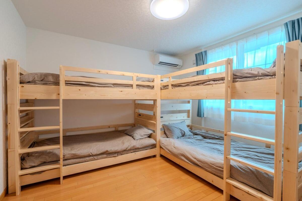 Hills 5 Bedroom 10 Beds 2 Bath 2 Free Parking Spaces Holiday home *