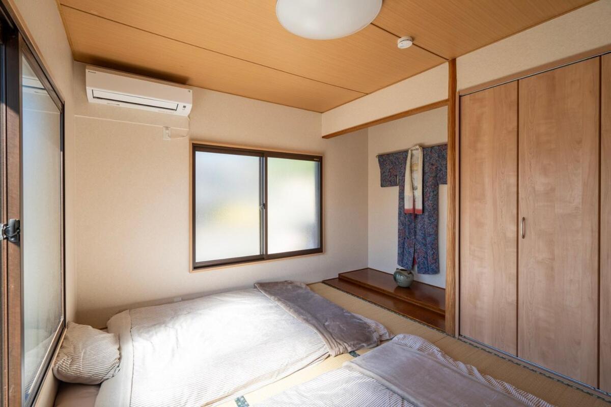 Hills 5 Bedroom 10 Beds 2 Bath 2 Free Parking Spaces * Sapporo