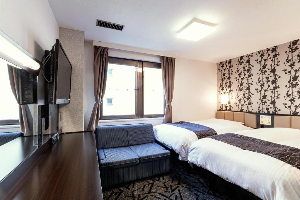 Apa Odori Ekimae Nishi Hotel