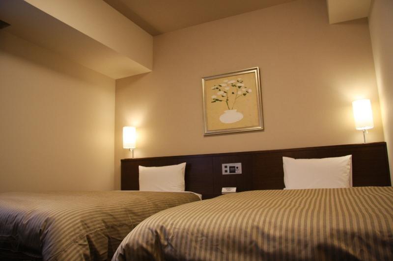 Route-inn Ekimae Kitaguchi Hotel