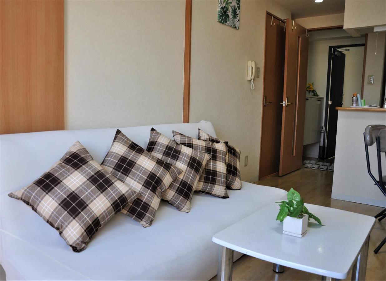 Feel Apartment *