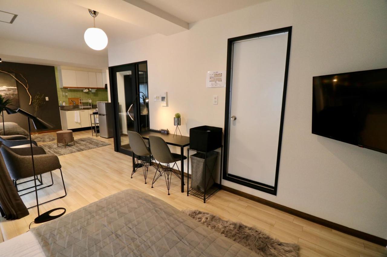Ogisaka Minami 3 Jo Apartment *